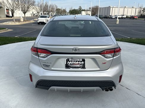Used 2020 Toyota Corolla SE image 9