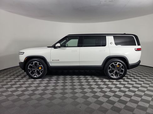 Used 2023 Rivian R1S Launch Edition Quad AWD/4WD image 2