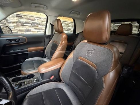 Used 2022 Ford Bronco Sport Outer Banks w/ Tech Package AWD/4WD image 14