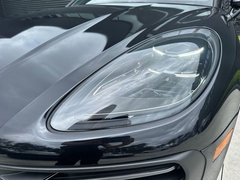 Certified 2023 Porsche Macan S AWD/4WD image 13