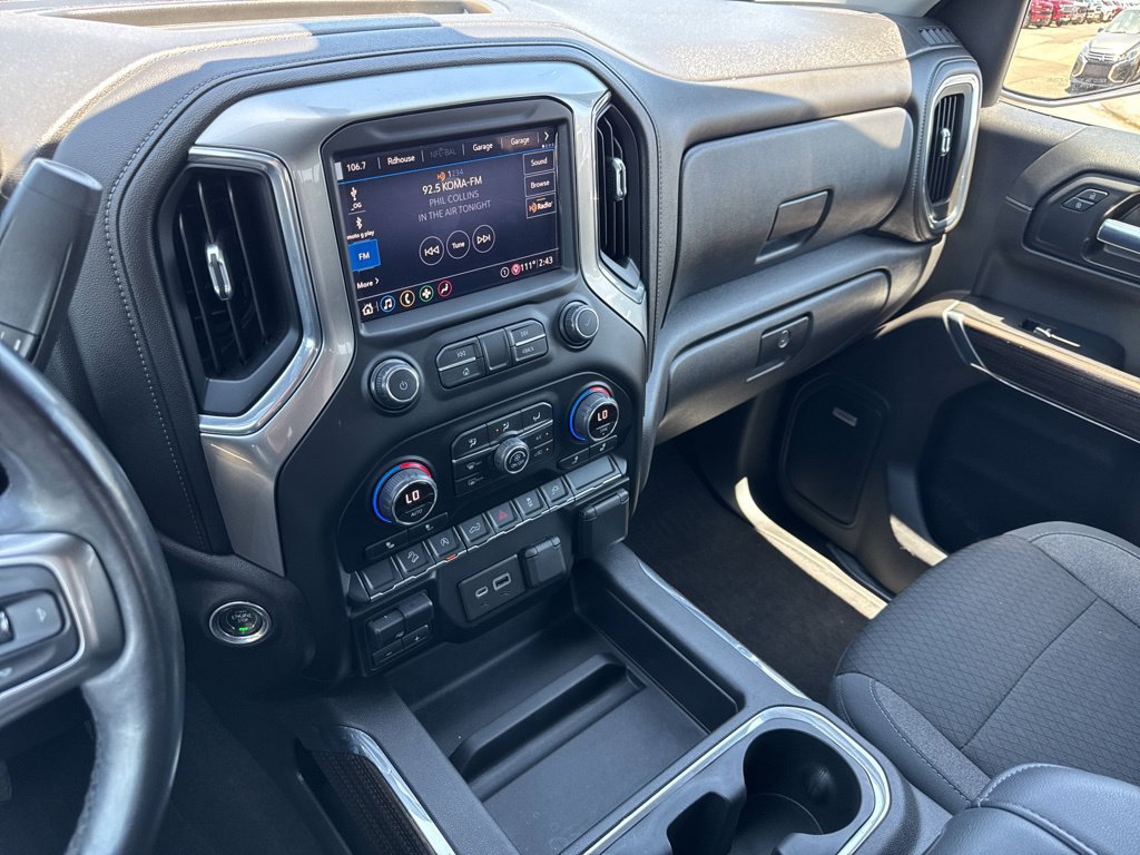 Used 2020 Chevrolet Silverado 1500 RST AWD/4WD image 10