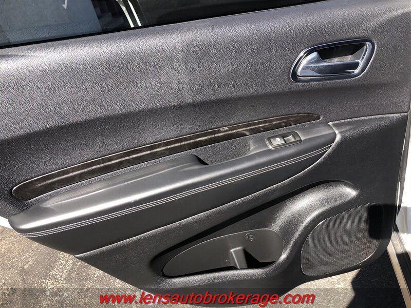 Used 2015 Dodge Durango Citadel w/ Technology Group AWD/4WD image 16