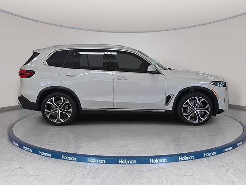 Certified 2024 BMW X5 sDrive40i w/ Premium Package RWD image 4