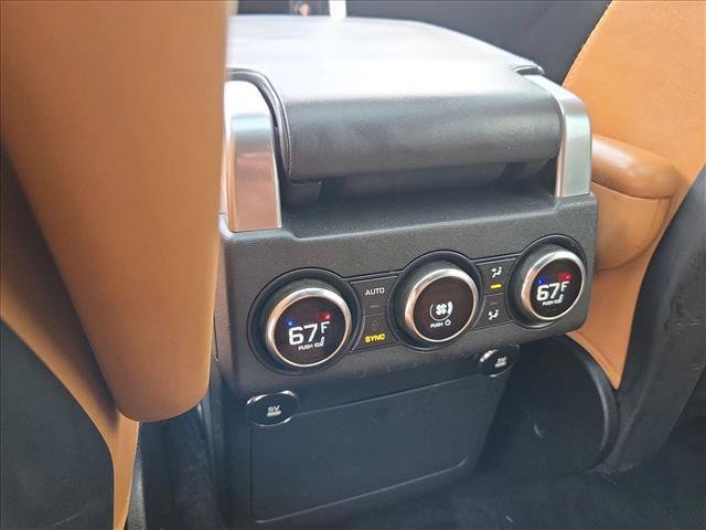 Used 2018 Land Rover Discovery HSE Luxury AWD/4WD image 17