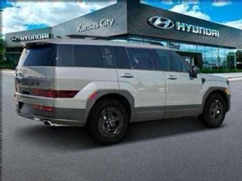 Used 2025 Hyundai Santa Fe XRT image 8