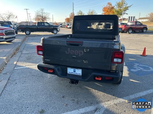 Used 2023 Jeep Gladiator Mojave w/ Cold Weather Group image 27
