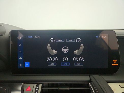 Used 2024 Lexus LC 500 Convertible image 28