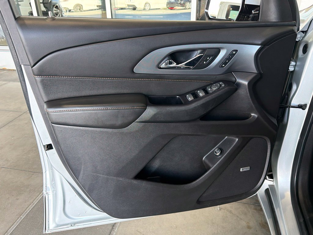 Used 2019 Chevrolet Traverse Premier AWD/4WD image 18