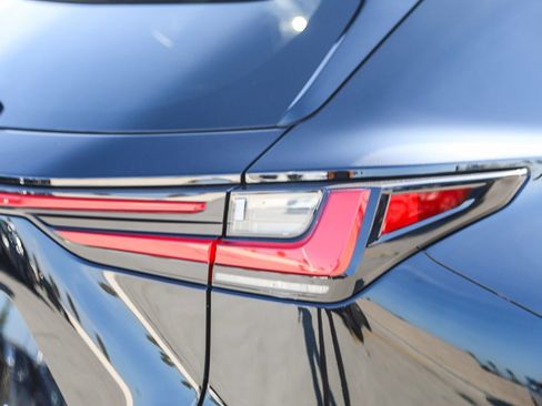 Used 2024 Lexus NX 450h+ F Sport image 9