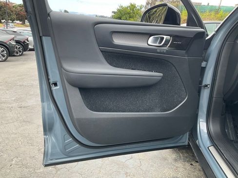 Used 2021 Volvo XC40 P8 Recharge AWD/4WD image 27