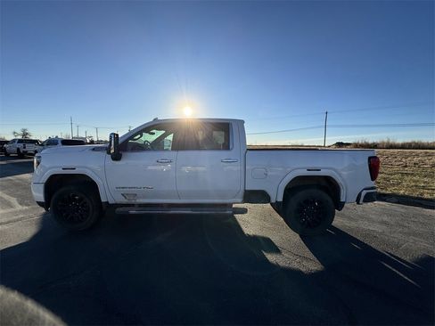 Used 2022 GMC Sierra 3500 Denali w/ Denali Ultimate Package image 5