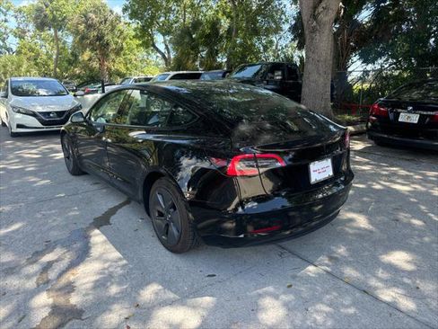 Used 2023 Tesla Model 3 Standard Range RWD image 9