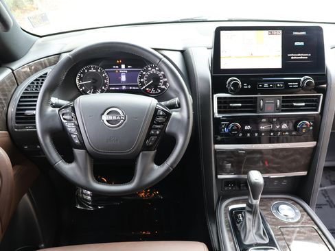 Used 2023 Nissan Armada Platinum w/ Captain's Chairs Package RWD image 21
