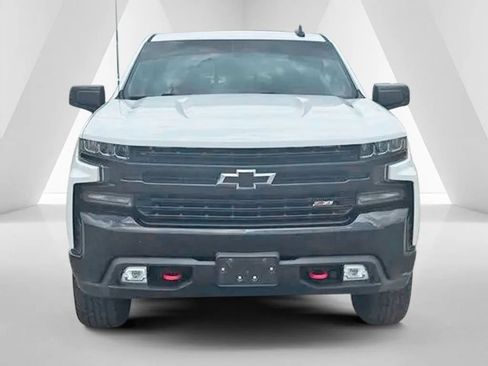 Used 2019 Chevrolet Silverado 1500 LT Trail Boss AWD/4WD image 2