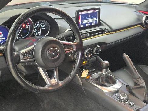 Used 2023 MAZDA MX-5 Miata Grand Touring RWD image 7