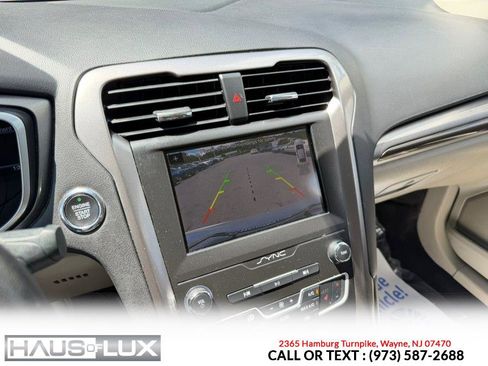 Used 2019 Ford Fusion SEL FWD image 30