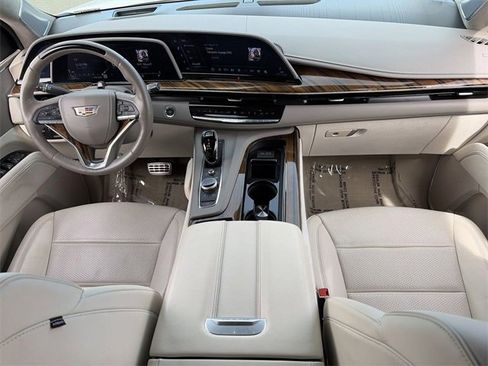 Used 2023 Cadillac Escalade Premium Luxury Platinum w/ LPO, Radiant Package image 16