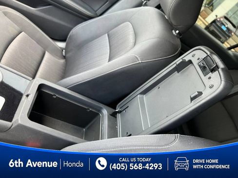 Used 2024 Nissan Altima 2.5 SV FWD image 36