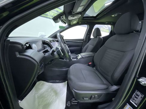 Used 2023 Hyundai Santa Cruz SEL Premium image 16