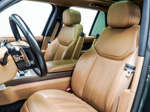 Used 2023 Land Rover Range Rover SE image 35