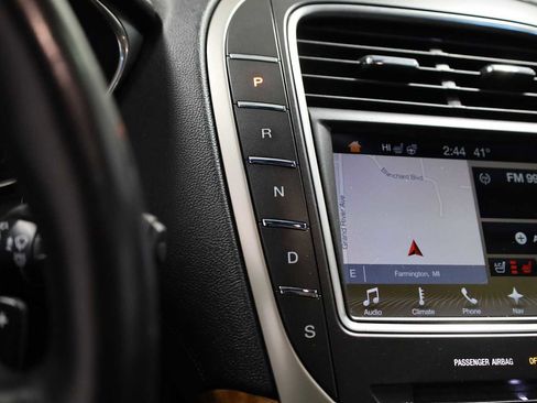 Used 2018 Lincoln MKX Reserve w/ Luxury Package image 27