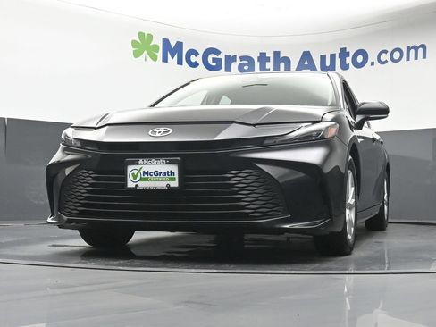 Used 2025 Toyota Camry LE FWD image 7