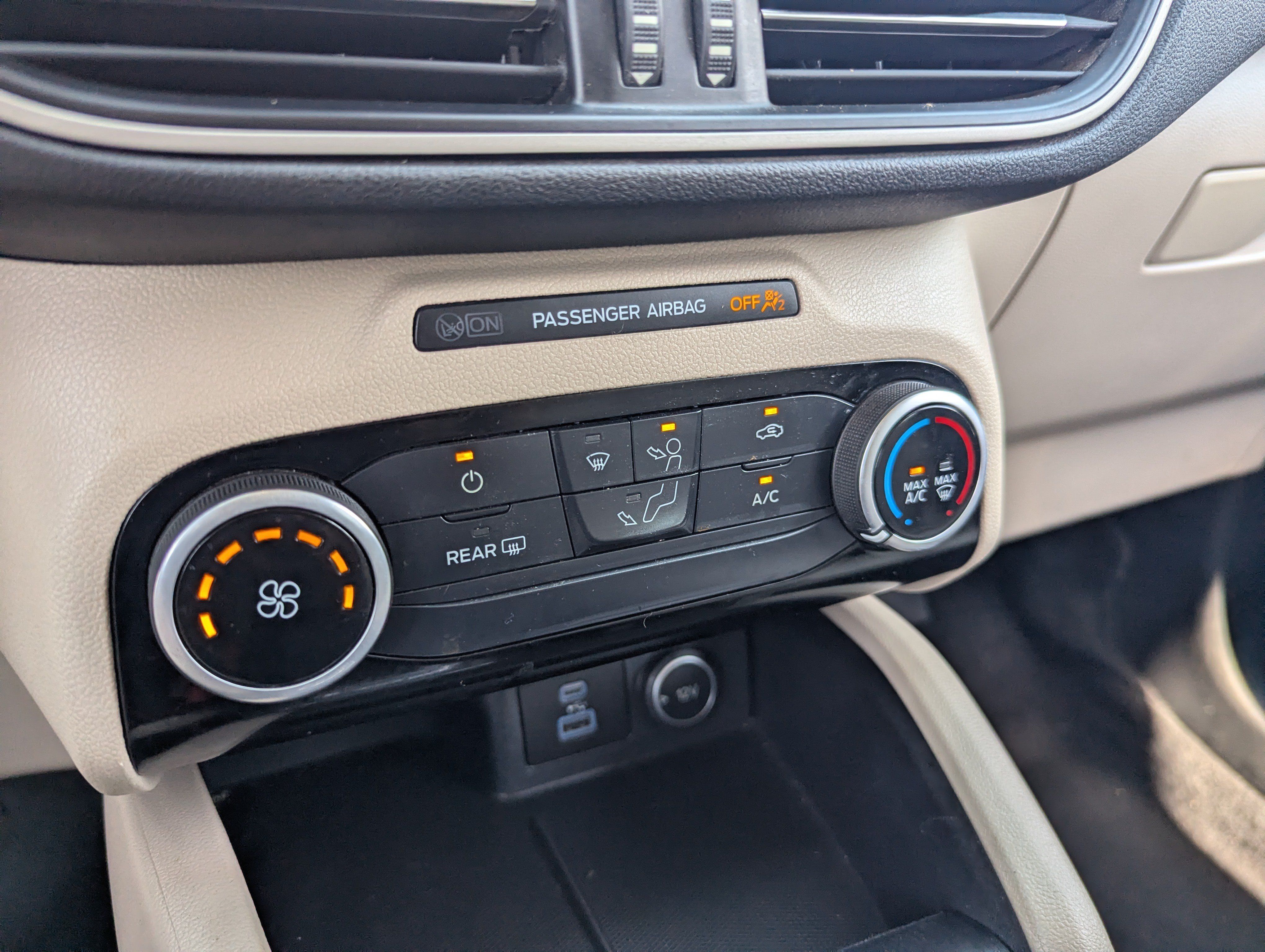 Used 2021 Ford Escape SE AWD/4WD image 27