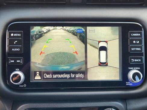 Certified 2023 Nissan Kicks SR FWD image 13
