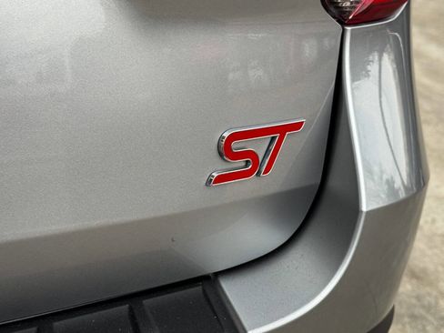 Used 2020 Ford Explorer ST w/ ST Street Pack image 21