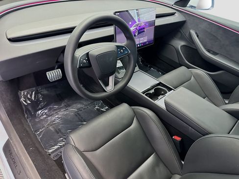 Used 2025 Tesla Model 3 Performance AWD/4WD image 7