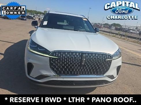 Used 2025 Lincoln Aviator Reserve w/ Illumination Package RWD image 2