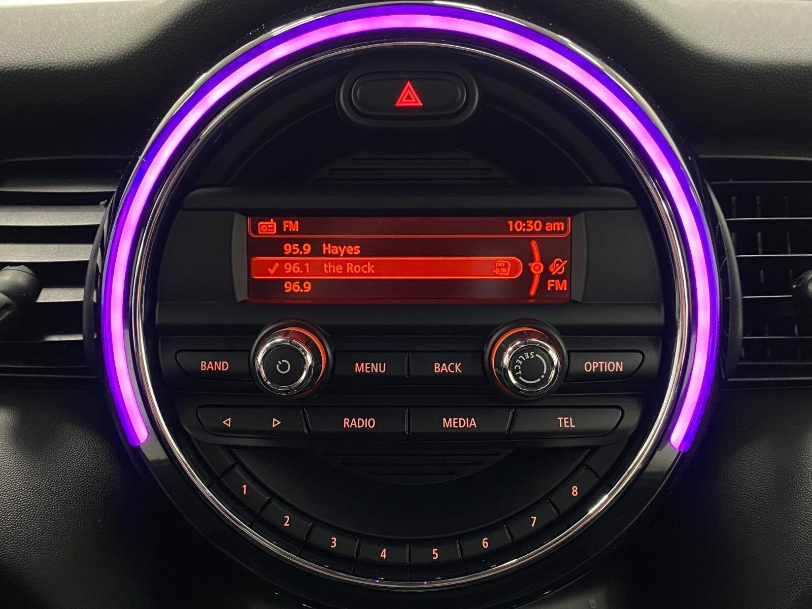 Used 2015 MINI Cooper 4-Door Hardtop FWD image 19
