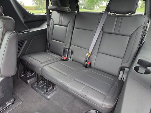 Used 2021 Chevrolet Tahoe RST w/ Luxury Package image 14