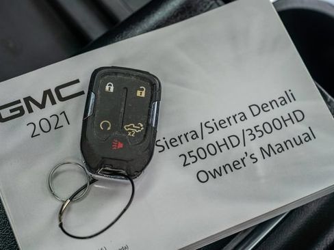Used 2021 GMC Sierra 2500 Denali w/ Denali Ultimate Package AWD/4WD image 48