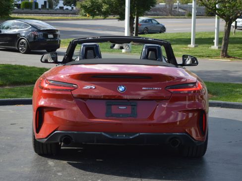 Used 2022 BMW Z4 sDrive30i w/ Premium Package image 10