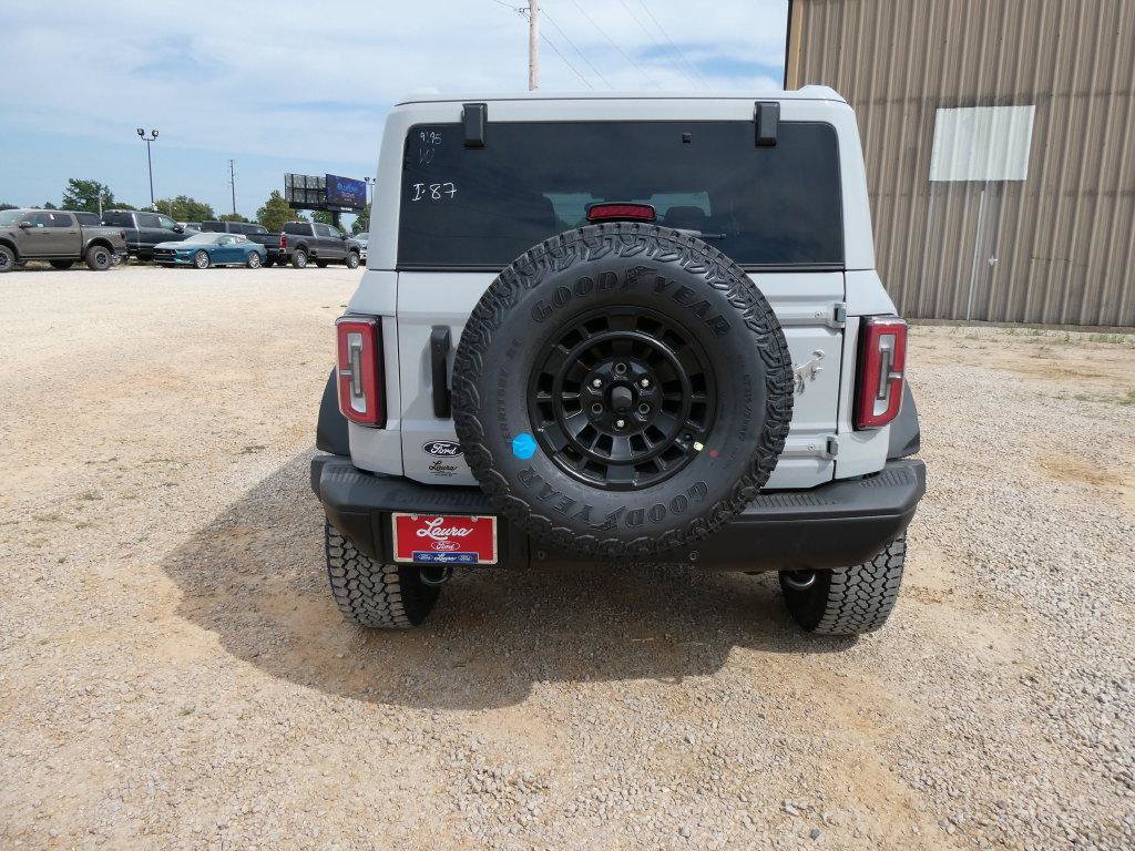 New 2026 Ford Bronco Badlands w/ Sasquatch Package AWD/4WD image 7