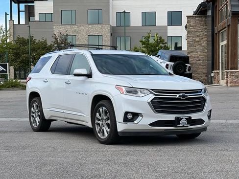 Used 2019 Chevrolet Traverse Premier AWD/4WD image 1