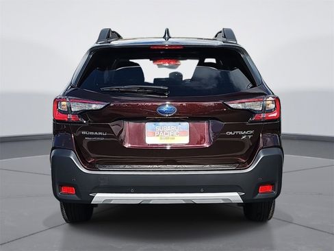 Used 2023 Subaru Outback Limited XT image 4