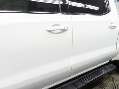 Used 2023 GMC Sierra 1500 AT4 w/ Technology Package image 41