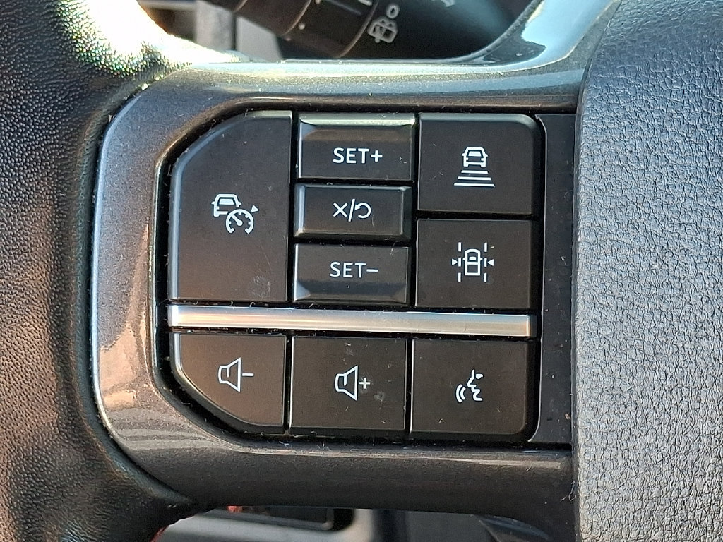 Used 2023 Ford Expedition Limited AWD/4WD image 19