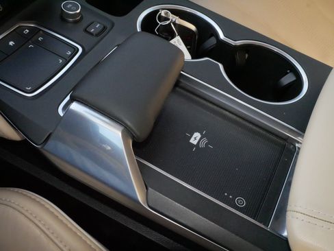 Used 2023 Acura MDX SH-AWD w/ Advance Package image 29