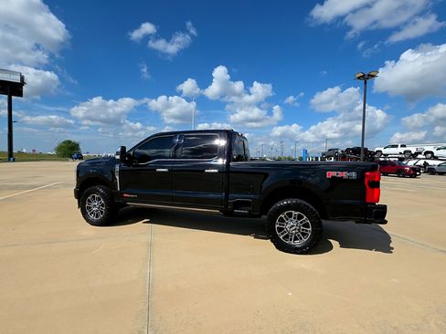 Used 2024 Ford F250 Limited w/ FX4 Off-Road Package image 9