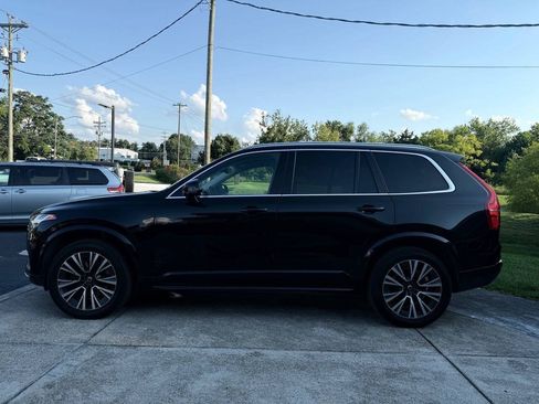 Used 2022 Volvo XC90 T6 Momentum AWD/4WD image 3