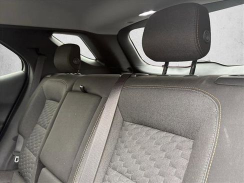 Used 2019 Chevrolet Equinox LT image 16