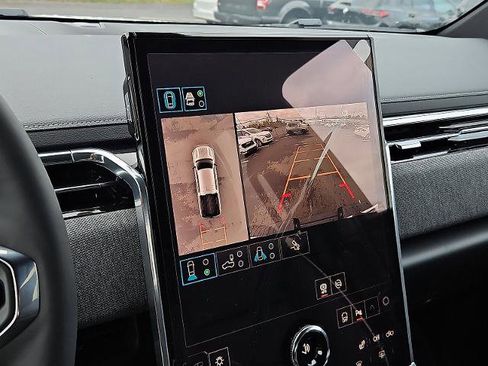 New 2026 GMC Sierra EV Elevation image 16