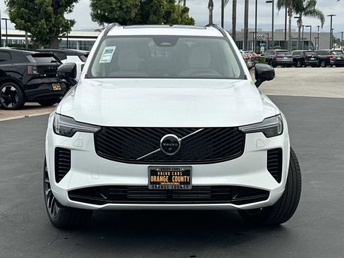 New 2026 Volvo XC90 T8 Ultra w/ Lounge Package AWD/4WD image 2
