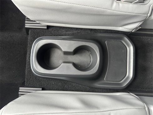 Used 2022 Toyota Highlander XLE image 31