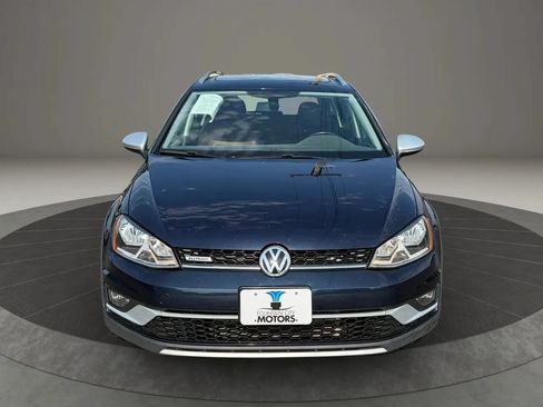Used 2017 Volkswagen Golf Alltrack SE AWD/4WD image 8