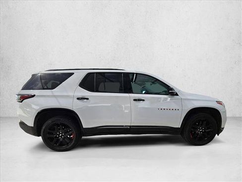 Used 2020 Chevrolet Traverse Premier w/ Redline Edition FWD image 4