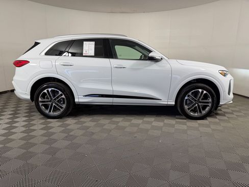 New 2026 Audi Q5 Premium AWD/4WD image 8